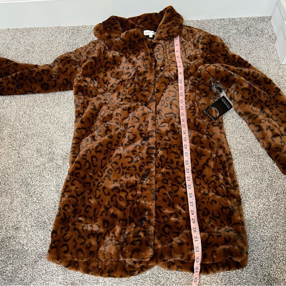 Revolve, Privacy Please Addison Coat in Leopard - Picture 12 of 12